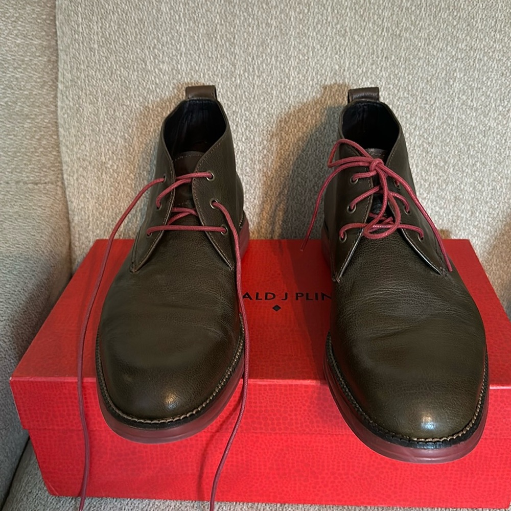 Donald Pliner Khaki Green Low Boot